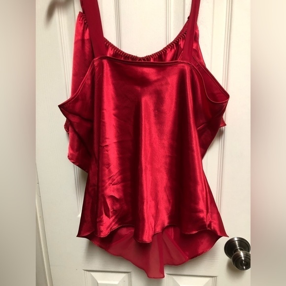 Gorgeous Red Intimate Set - Picture 6 of 6